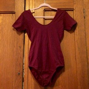 Low scoop sleeved top